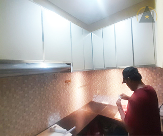 Projek Pak Safriyan cibubur - kitchenset aluminium proses finishing Projek Pak Safriyan cibubur - kitchenset aluminium proses finishing