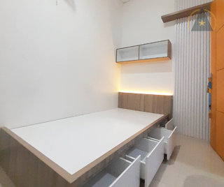 Projek pak yudhi cilodong - lemari + dipan + ambalan serfing wall panel Projek pak yudhi cilodong - lemari + dipan + ambalan serfing wall panel